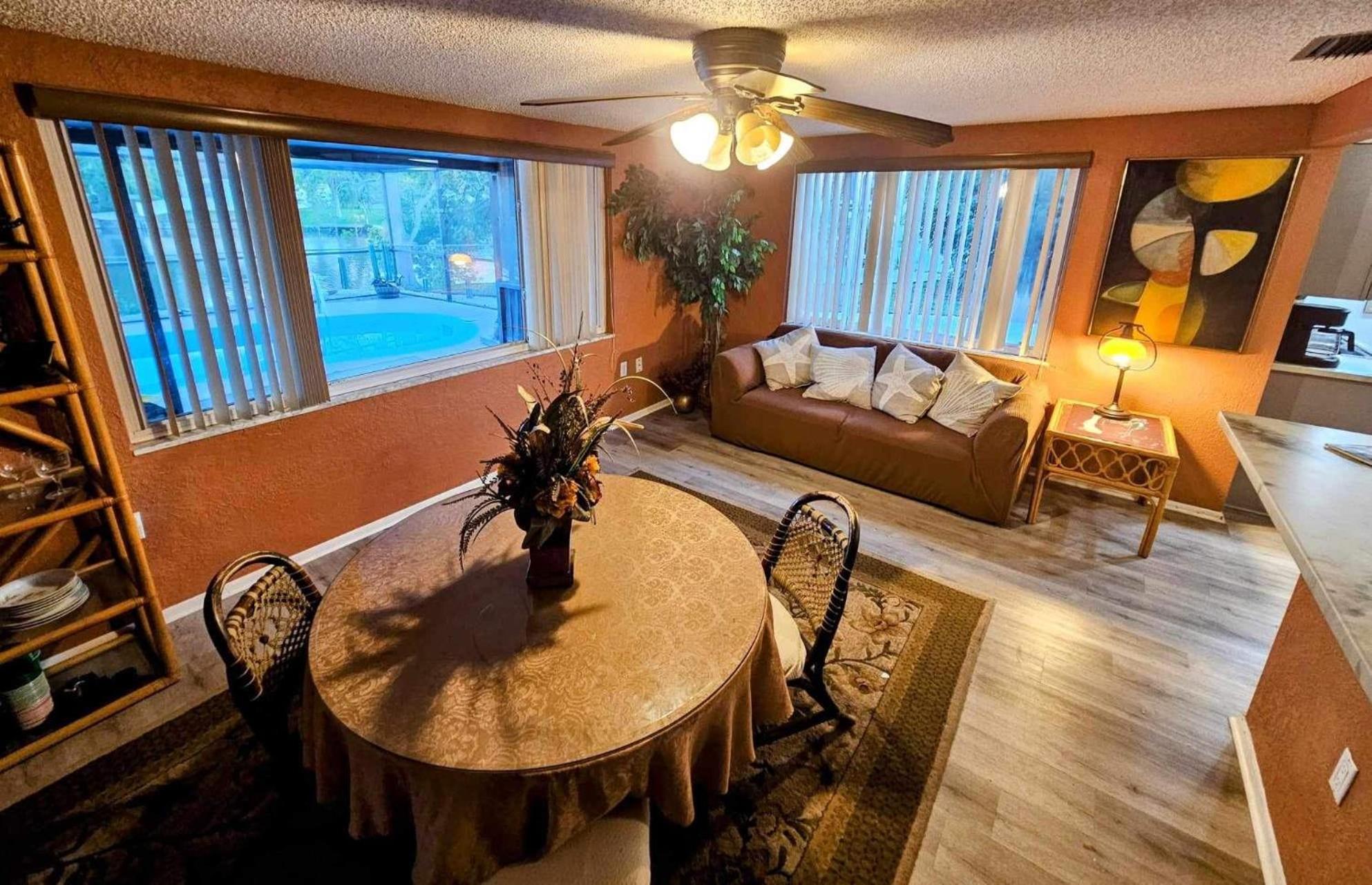 הוילה ניו פורט ריצ'י Private Tropical Waterfront Sanctuary W Pool, Hot Tub & An Island! Pet Friendly מראה חיצוני תמונה